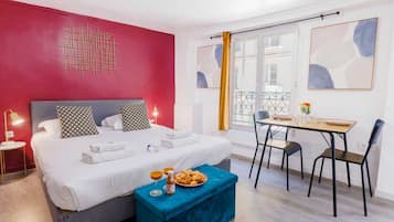 Apartamento | 1 quarto, espaço de trabalho para notebook