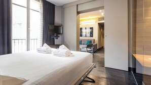 Apartment | 1 bedroom, iron/ironing board, bed sheets - Modern Apartment - 1br/4p - Passy (Paris)