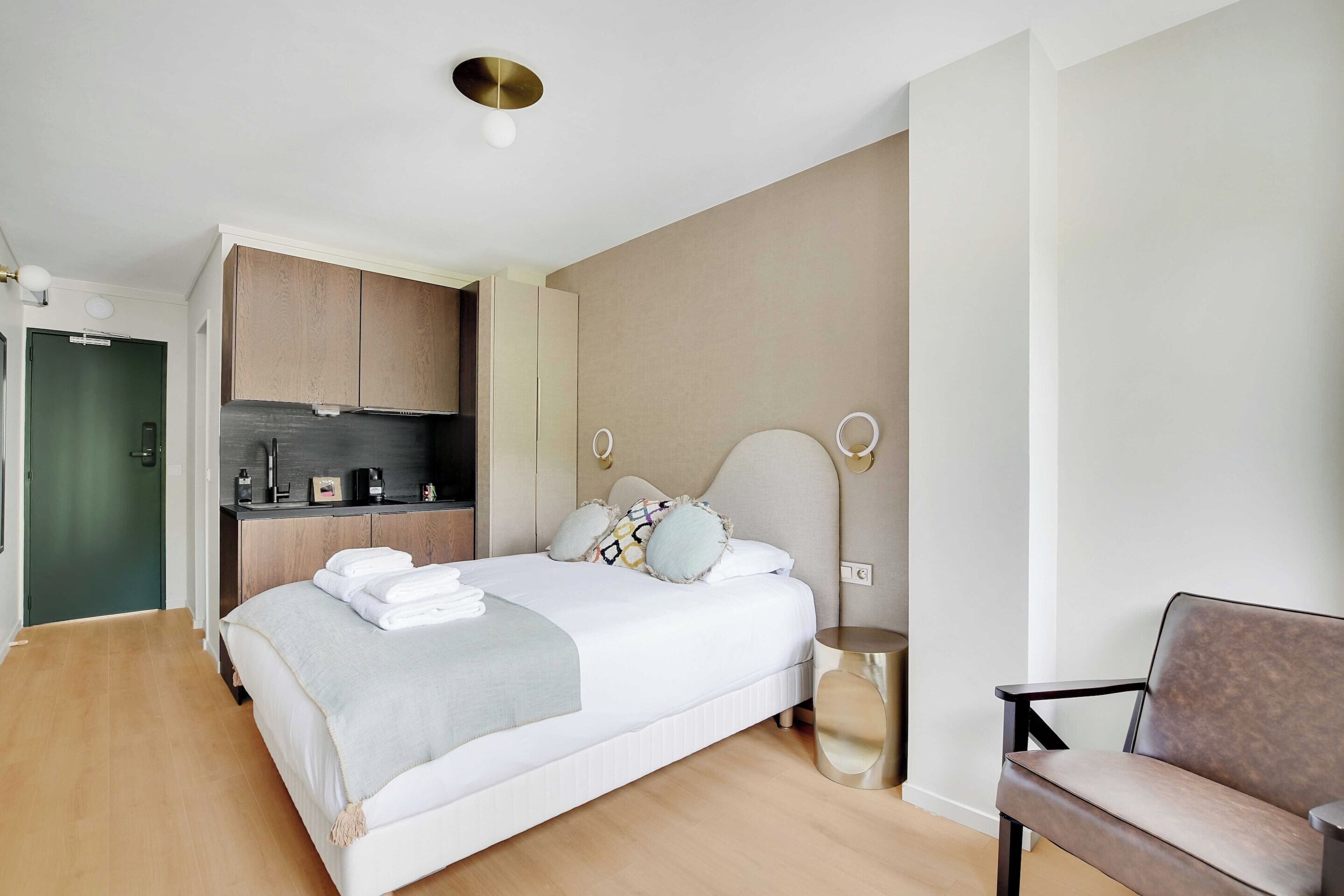 Apartamento | 1 dormitorio y espacio para trabajar con un portátil
