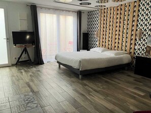 Apartment | 1 bedroom, iron/ironing board, bed sheets - Cosy Studio - 2P - Downtown Orly/airport (Orly)