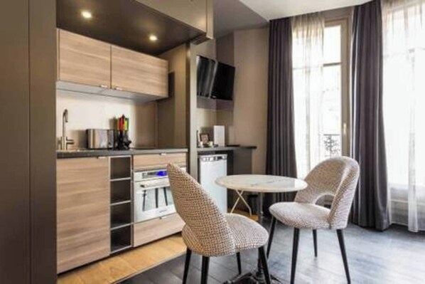 Apartment | Private kitchen - Welcoming Studio - 2P - Passy (Paris)