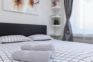 Apartamento Business | Decoración individual, mobiliario individual, escritorio