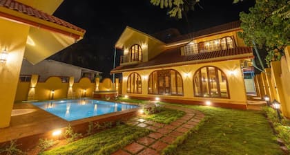 Ishaan Holiday Home