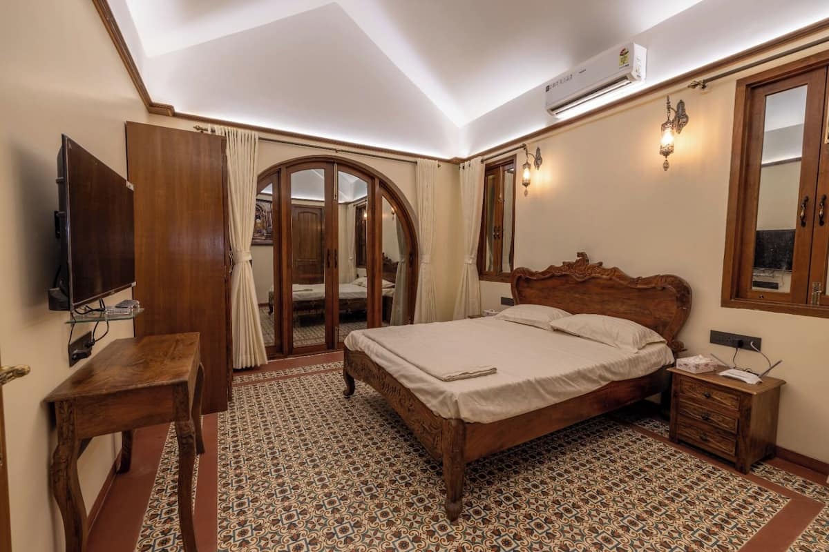 Deluxe Room, Balcony, Garden View | Free WiFi