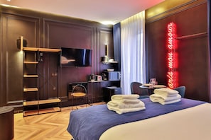 Apartment | 1 bedroom, iron/ironing board, bed sheets