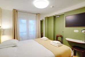 Apartment | 1 Schlafzimmer, laptopgeeigneter Arbeitsplatz, Bügeleisen/Bügelbrett