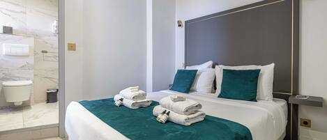 2 bedrooms, bed sheets