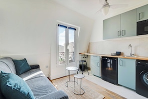 Apartment | Living area