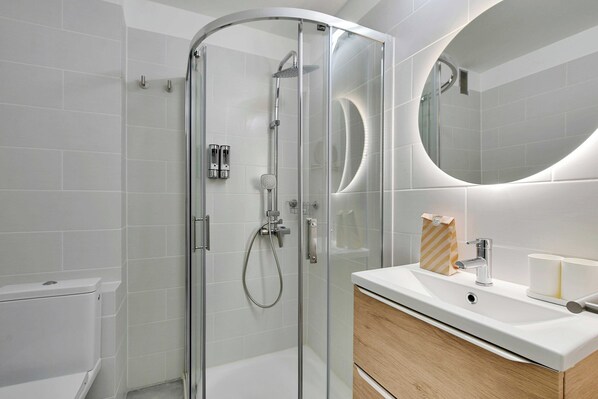 Apartment | Bathroom - Modern "green Suites" Residence - Meudon/velizy (Meudon)