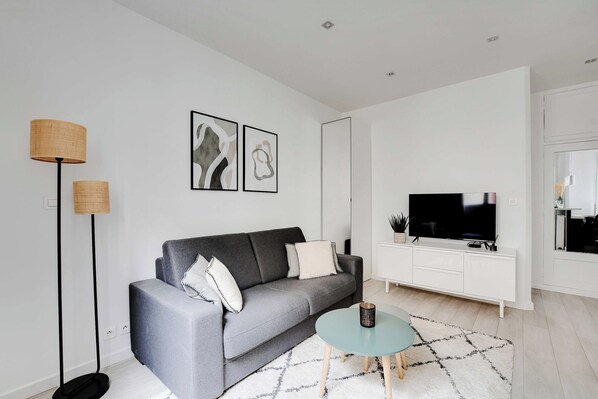 Apartment | Living area