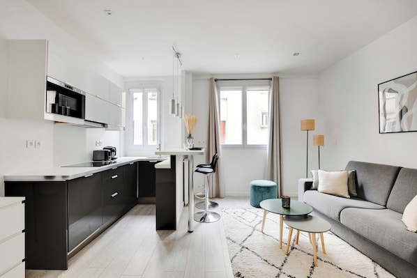 Apartment | Interior - Magnificent Studio - 2P - Ternes/arc de Triomphe (Paris)
