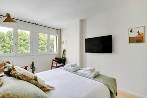 Apartment | 1 bedroom, laptop workspace, iron/ironing board, bed sheets - Modern "green Suites" Residence - Meudon/velizy (Meudon)