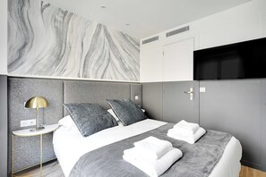 Apartamento | 1 quarto, espaço de trabalho para notebook