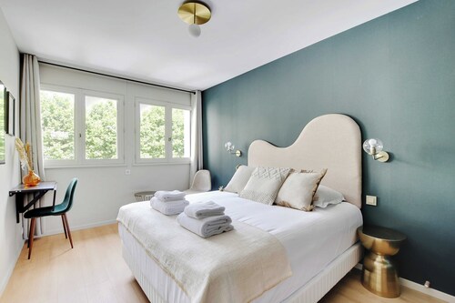 Modern "green Suites" Residence - Meudon/velizy
