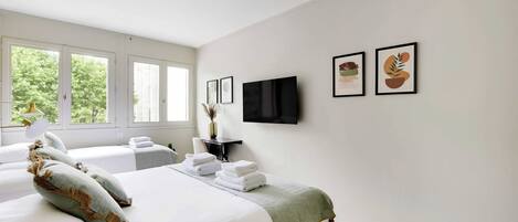 Apartment | 1 bedroom, laptop workspace, iron/ironing board, bed sheets