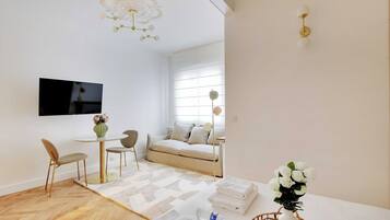 Apartment | Living area