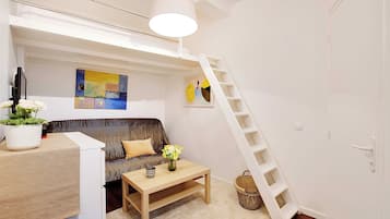 Apartment | Living area