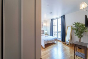 Apartamento | 1 quarto, espaço de trabalho para notebook