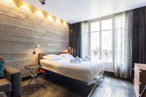 1 bedroom, iron/ironing board, bed sheets - Cosy Studio - 4P - Passy (Paris)