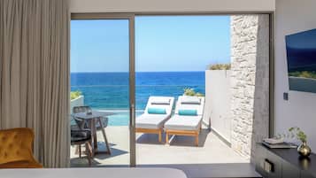 Ivory Gold Suite Seaview Individual Pool | Balcon