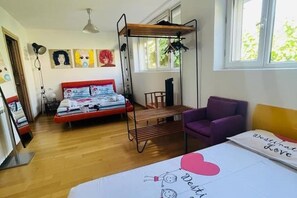 4 chambres, fer et planche à repasser, Wi-Fi, literie fournie