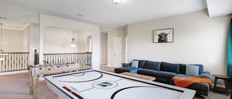 Smart TV, table football, ping pong, offices