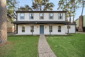 Exterior - Houston Stay | Game Room | BBQ Yard | Sleeps 16 (Houston)