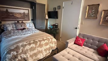 2 Schlafzimmer, Zimmersafe, Bügeleisen/Bügelbrett, kostenloses WLAN