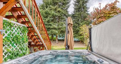 Exclusive 1500 SQ.FT. 2BR Suite Hot Tub,Sauna,Gym,BBQ