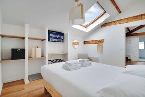 2 sovrum, skrivbord, strykjärn/strykbräda och gratis wi-fi