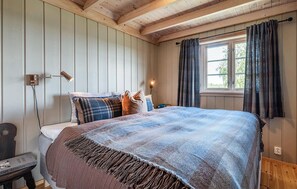 4 dormitorios, cuna de viaje, wifi gratis