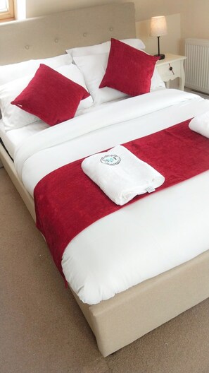 Huis | 2 slaapkamers, een strijkplank/strijkijzer, gratis wifi, beddengoed