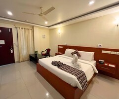 Executive Suite | Minibar, soundproofing, free WiFi