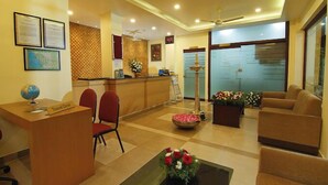 Quầy tiếp tân