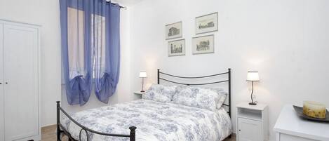 2 sovrum, strykjärn/strykbräda, wi-fi och sängkläder