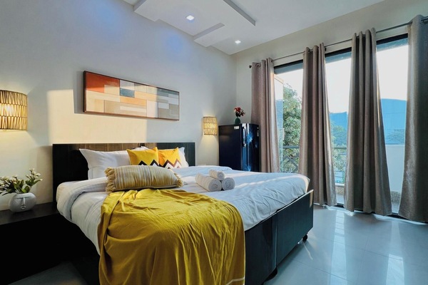 Premium bedding, down duvets, individually decorated