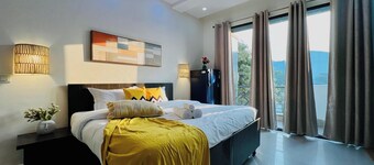 Bluo Stays - DLF Cybercity