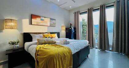 Bluo Stays - DLF Cybercity