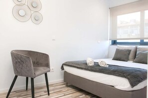 1 quarto, ferros/tábuas de passar roupa, berço de viagem, Wi-Fi