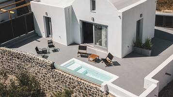 Elegant Suite, Sea View | Terrace/patio