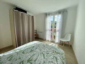 2 bedrooms, free WiFi