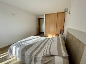 2 bedrooms, free WiFi