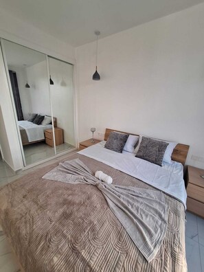 2 Schlafzimmer, Bügeleisen/Bügelbrett, Reisekinderbett, kostenloses WLAN
