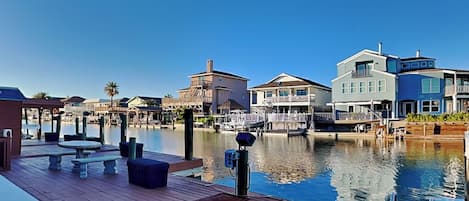 House (4 Bedrooms) | Front of property