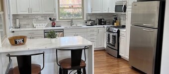 3-bedroom fully furnished house in nice Vienna, near the metro & mosaic district