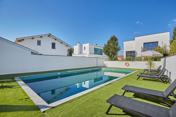 Seasonal outdoor pool