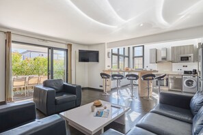 Huvila, 4 makuuhuonetta | 4 makuuhuonetta, ilmainen Wi-Fi, vuodevaatteet