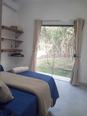 2 sovrum, skrivbord, strykjärn/strykbräda och wi-fi