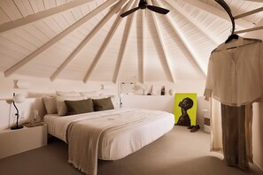 Leilighet | Safe på rommet, lydisolert, barnesenger (inkludert) og wi-fi (inkludert)