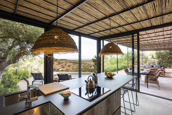 Dining - Stunning villa with pool and sea view near Noto (Avola)